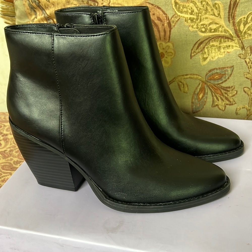 Madden girl size 8.5 ankle boots